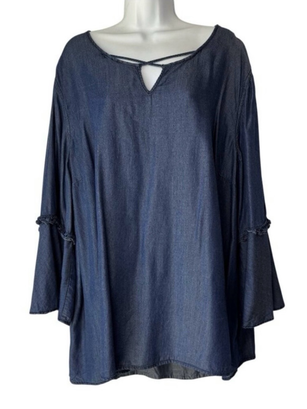 Womens Plus Size 26W 28W Blue Chambray Tunic Top Bell Sleeve Cut Out Neck